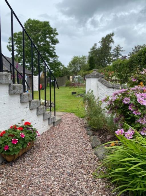 St John'S Flat Spacious Accomodation Dalry  Exterior foto