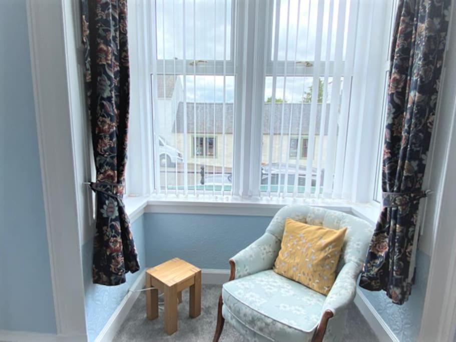 St John'S Flat Spacious Accomodation Dalry  Exterior foto